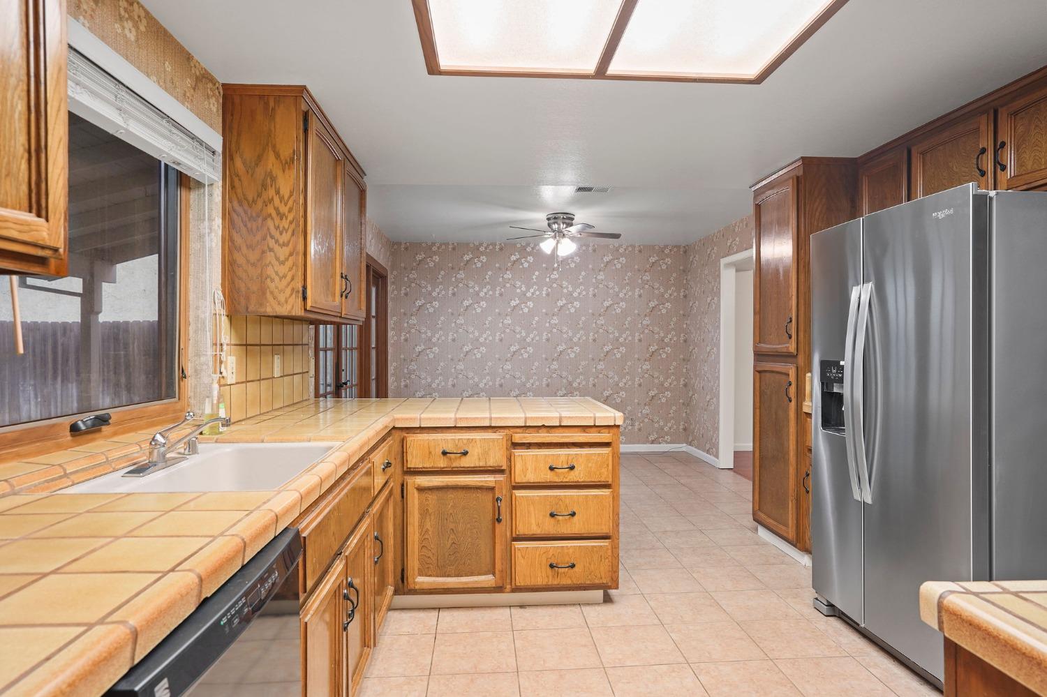 246 River Acres Drive Dr