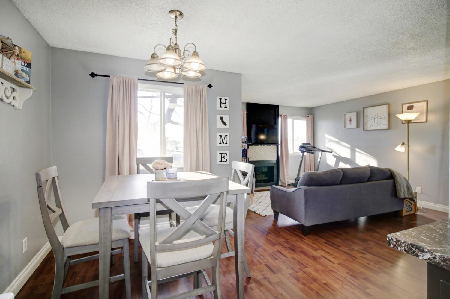 4332 Pacific Avenue 30