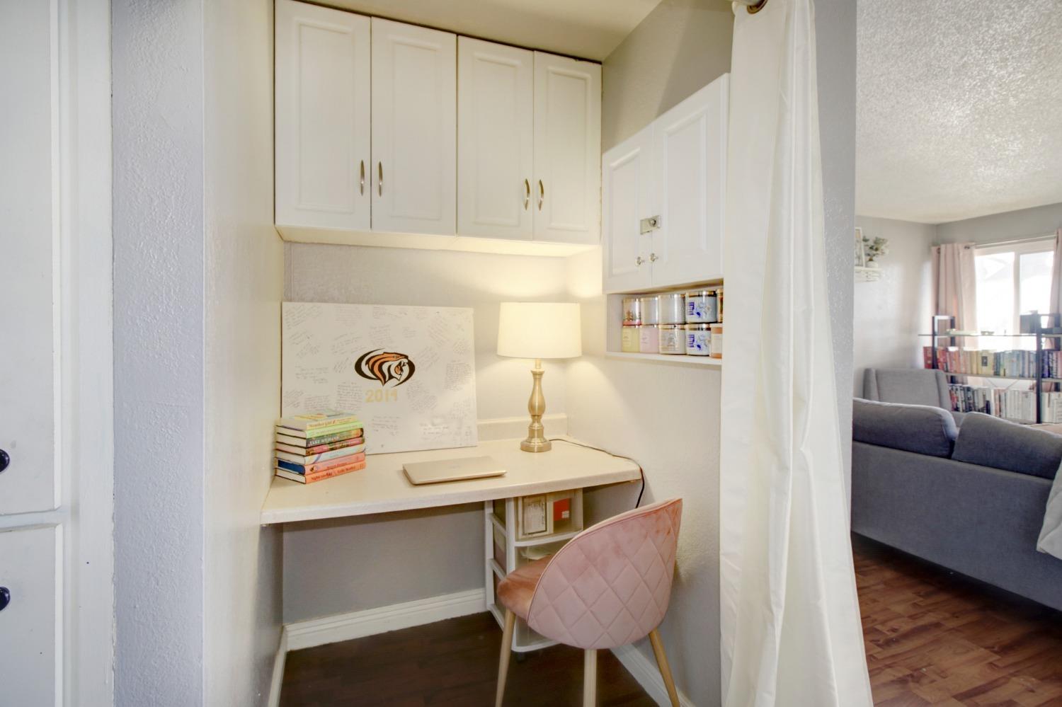 4332 Pacific Avenue 30