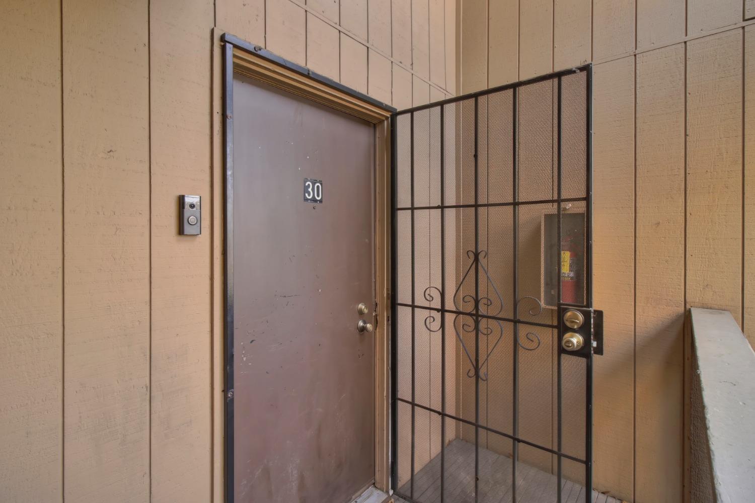 4332 Pacific Avenue 30