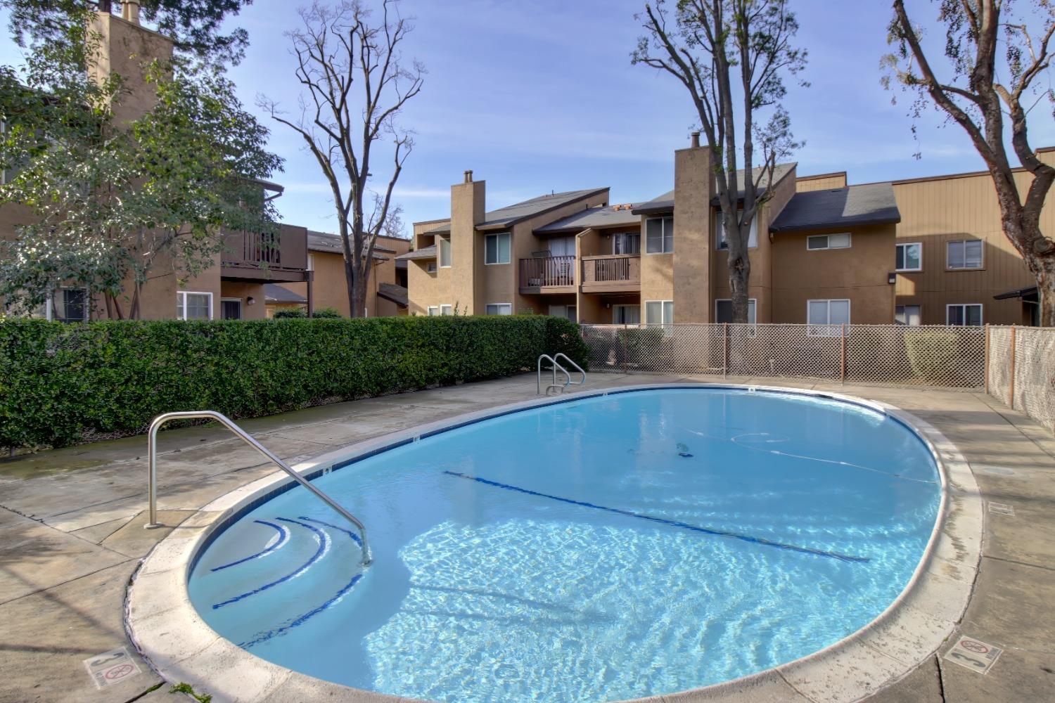 4332 Pacific Avenue 30