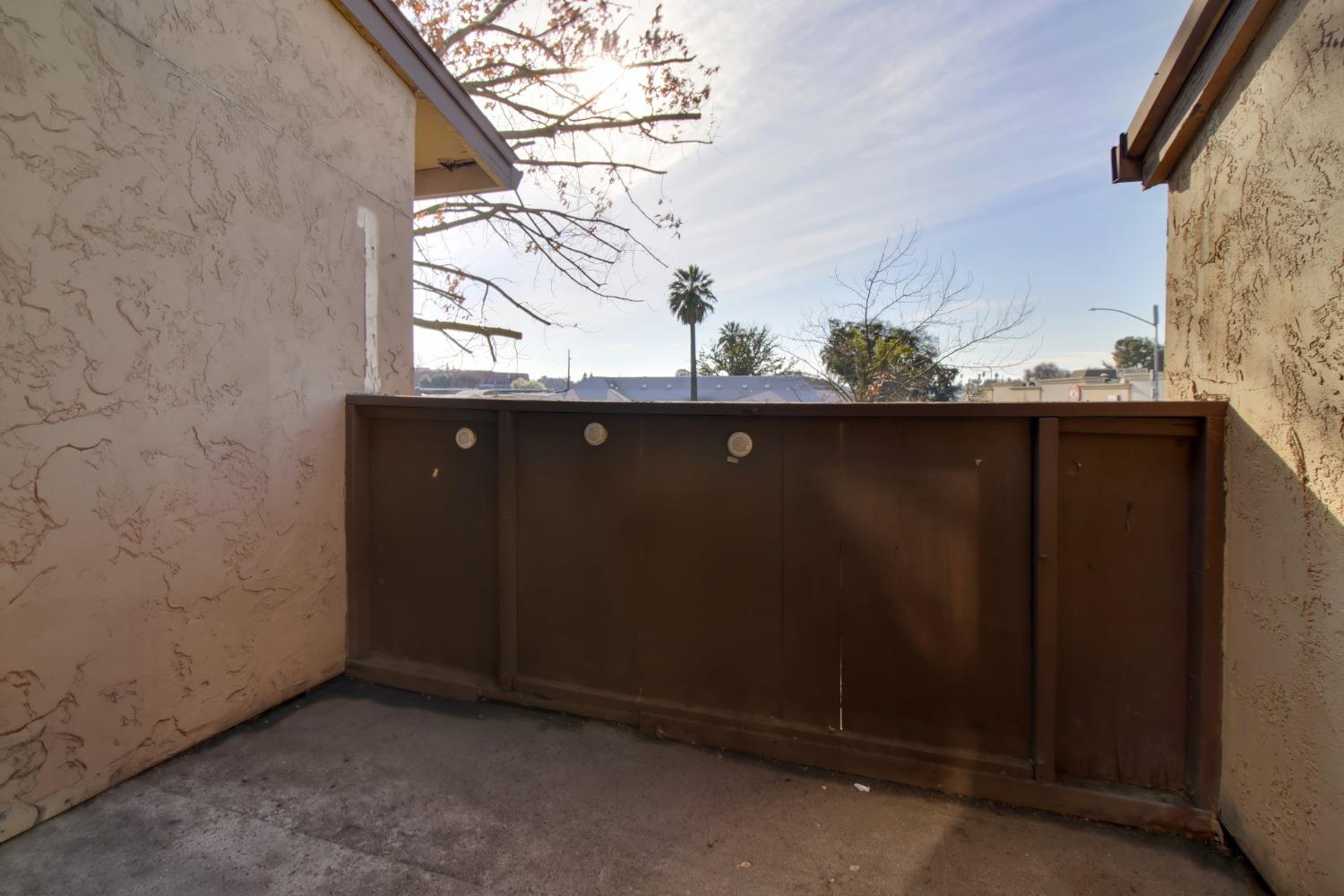 4332 Pacific Avenue 30