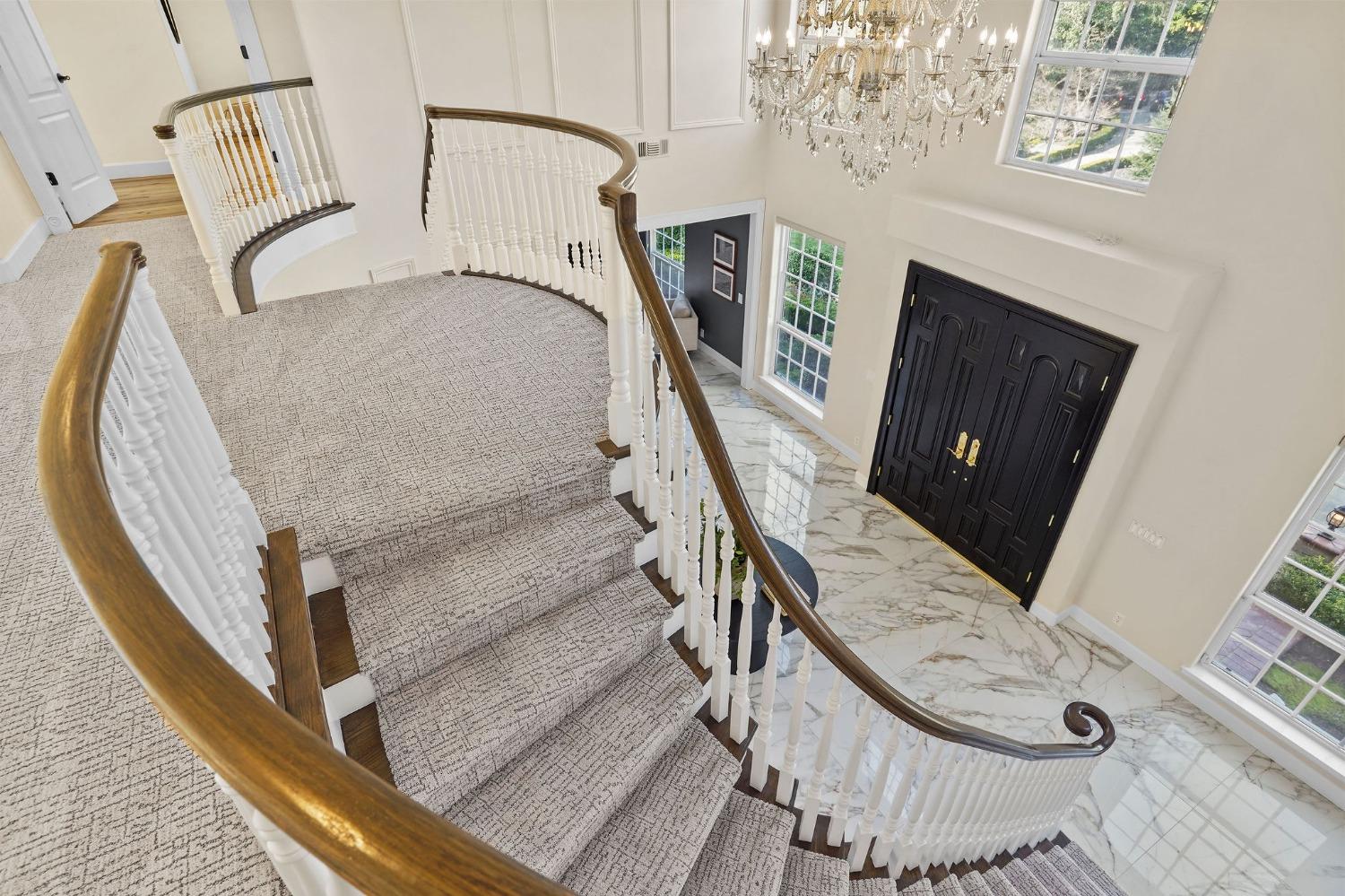 8860 Los Lagos Circle