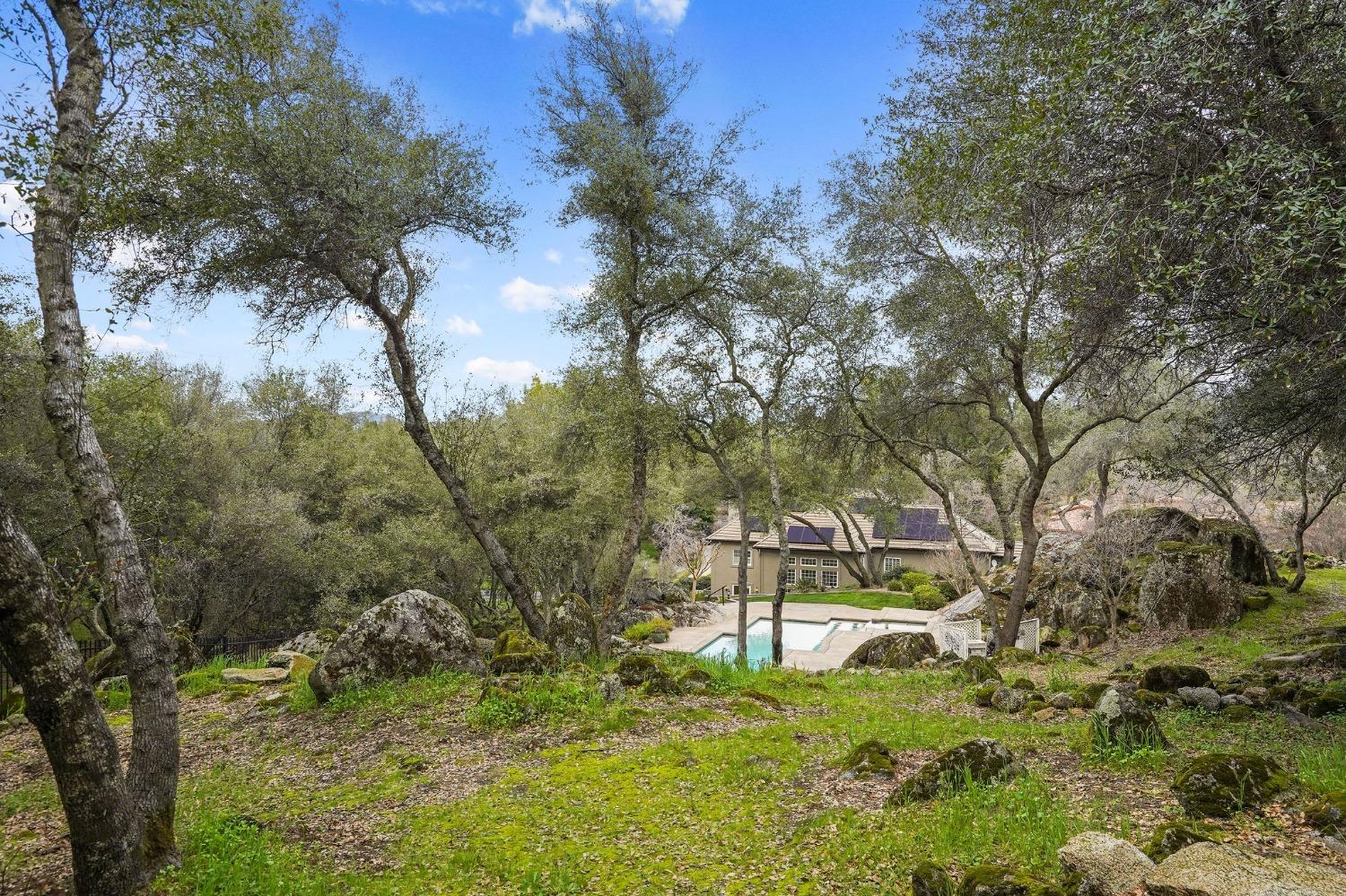 8860 Los Lagos Circle