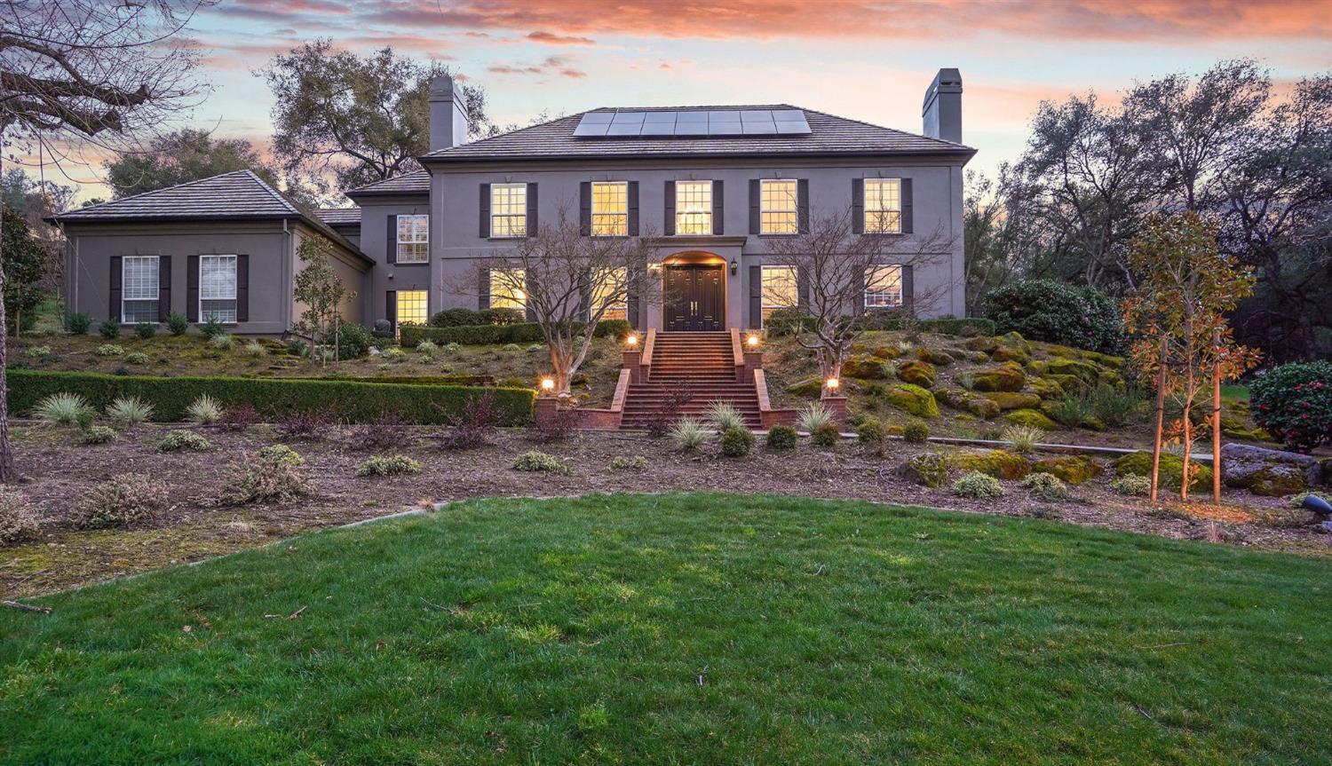 8860 Los Lagos Circle