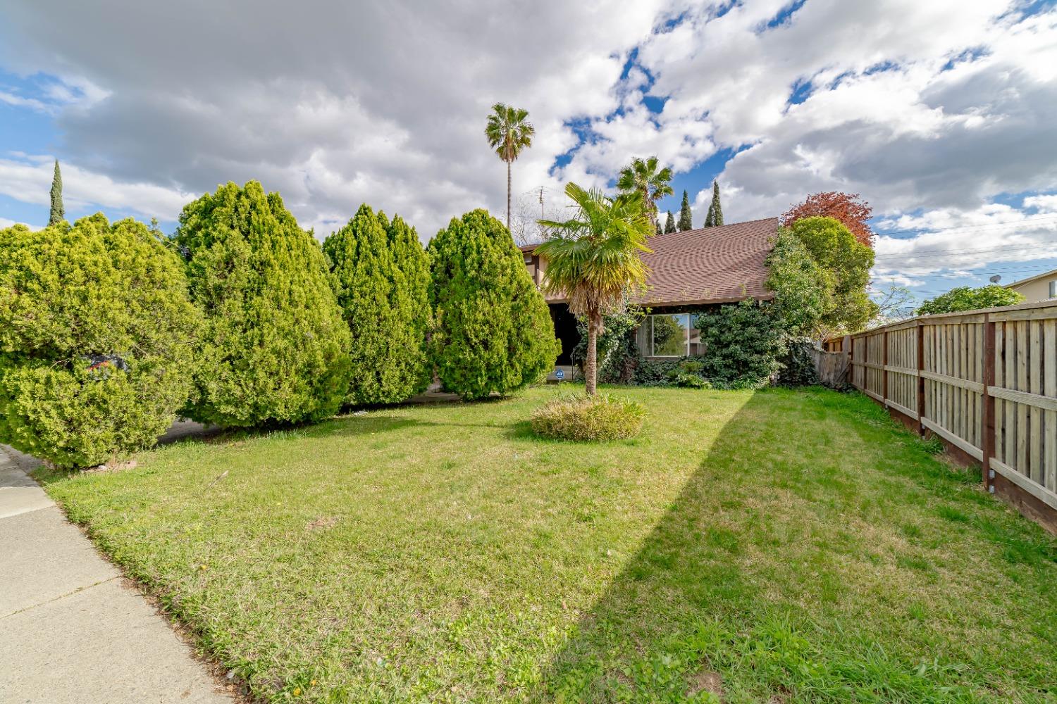 6700 Rancho Pico Way