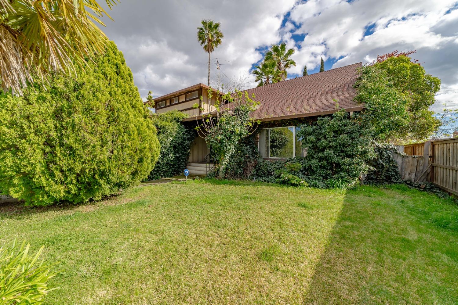 6700 Rancho Pico Way