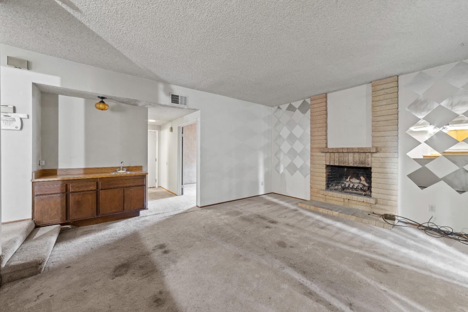 6700 Rancho Pico Way