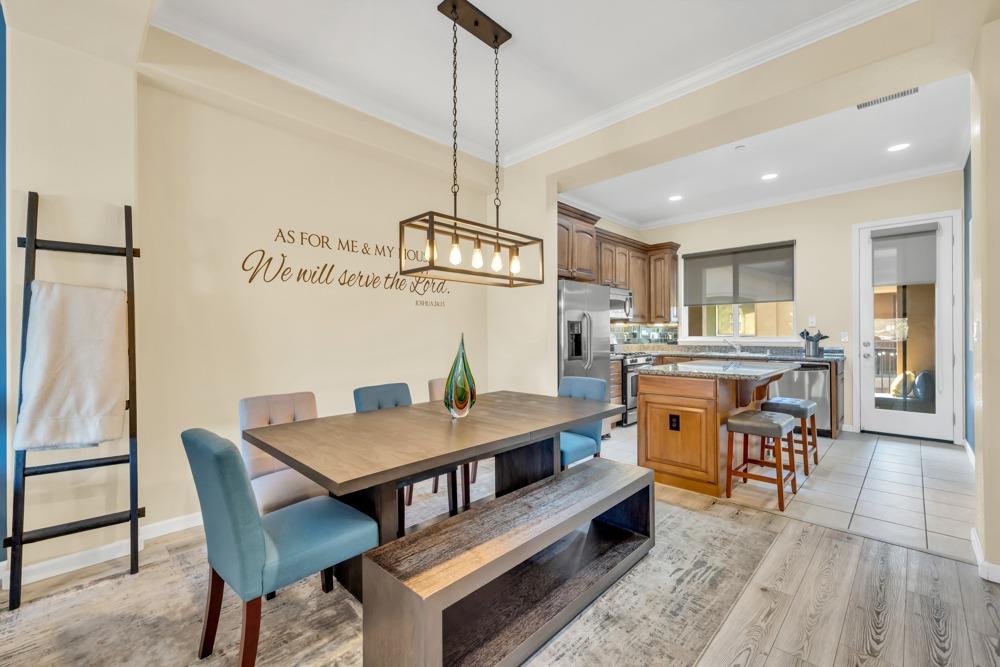 1845 Morse Avenue 206