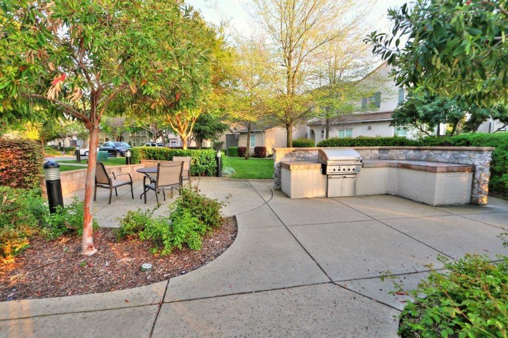 32 Villa Gardens Court 32