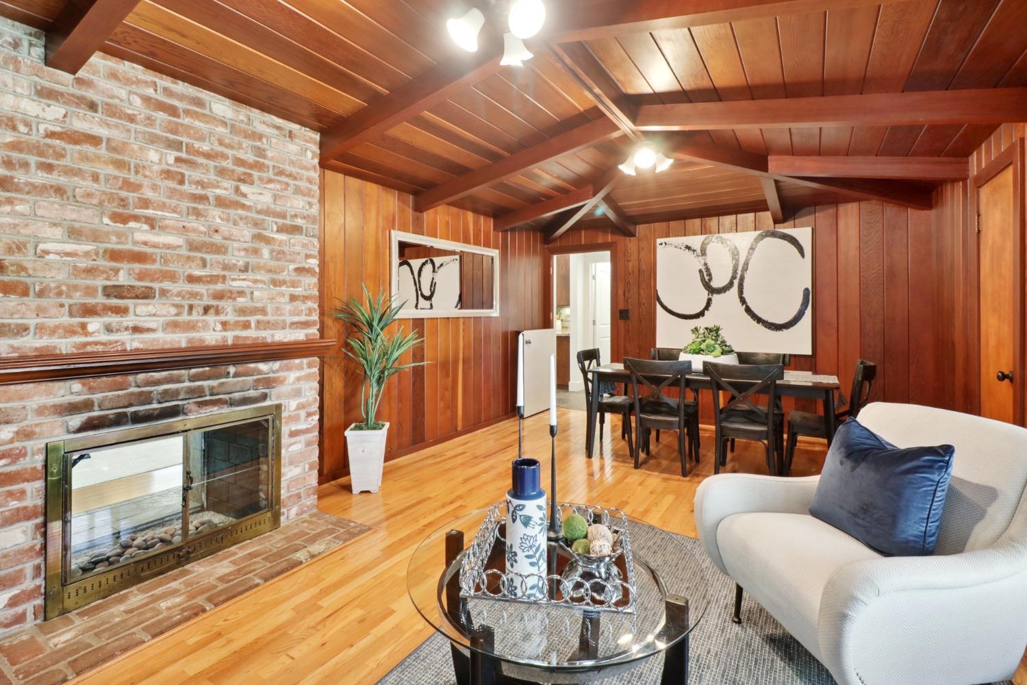 1317 La Sierra Drive