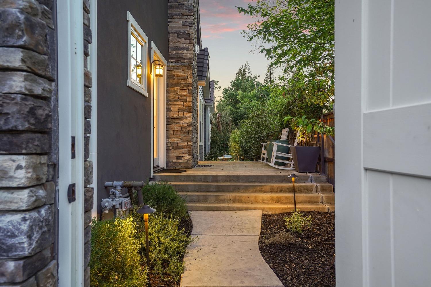 2795 Sierra Boulevard