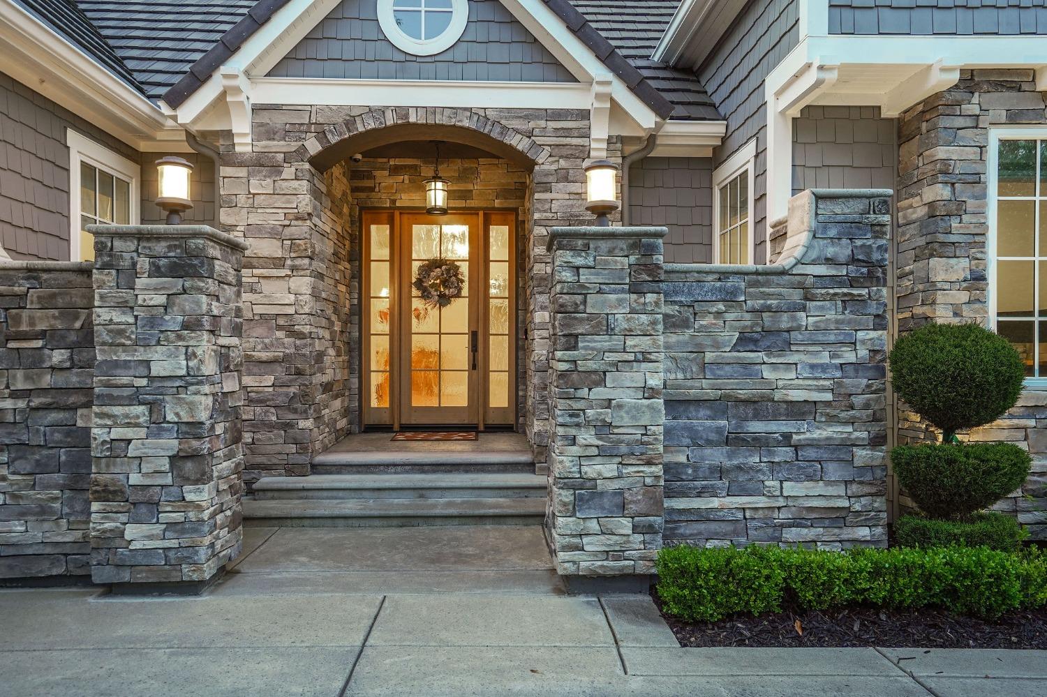 2795 Sierra Boulevard