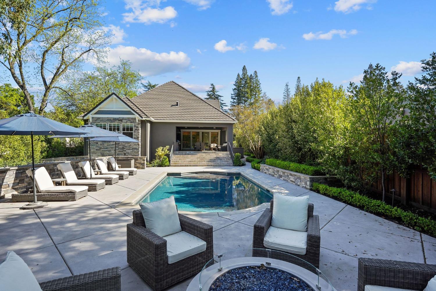 2795 Sierra Boulevard