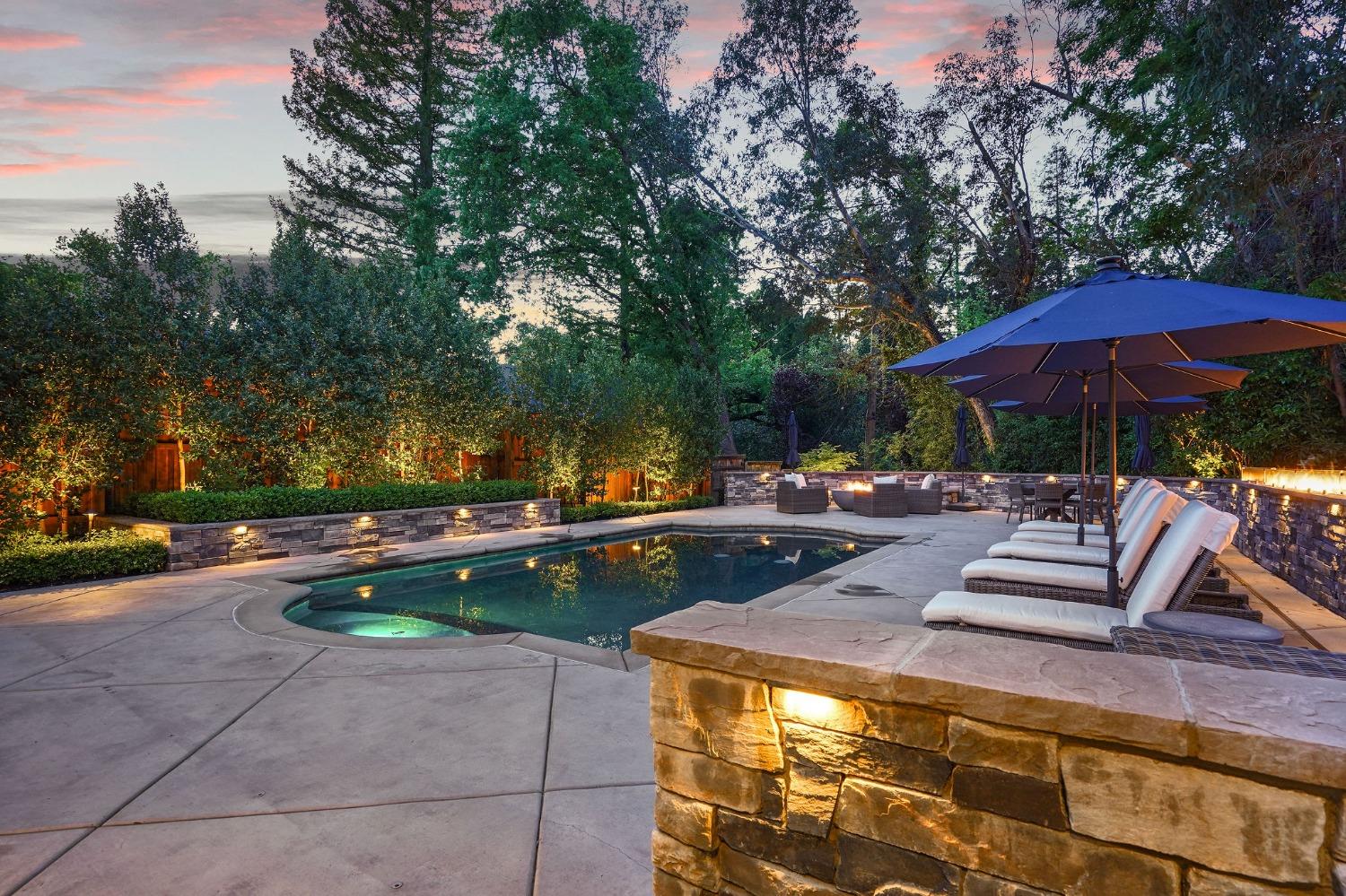 2795 Sierra Boulevard