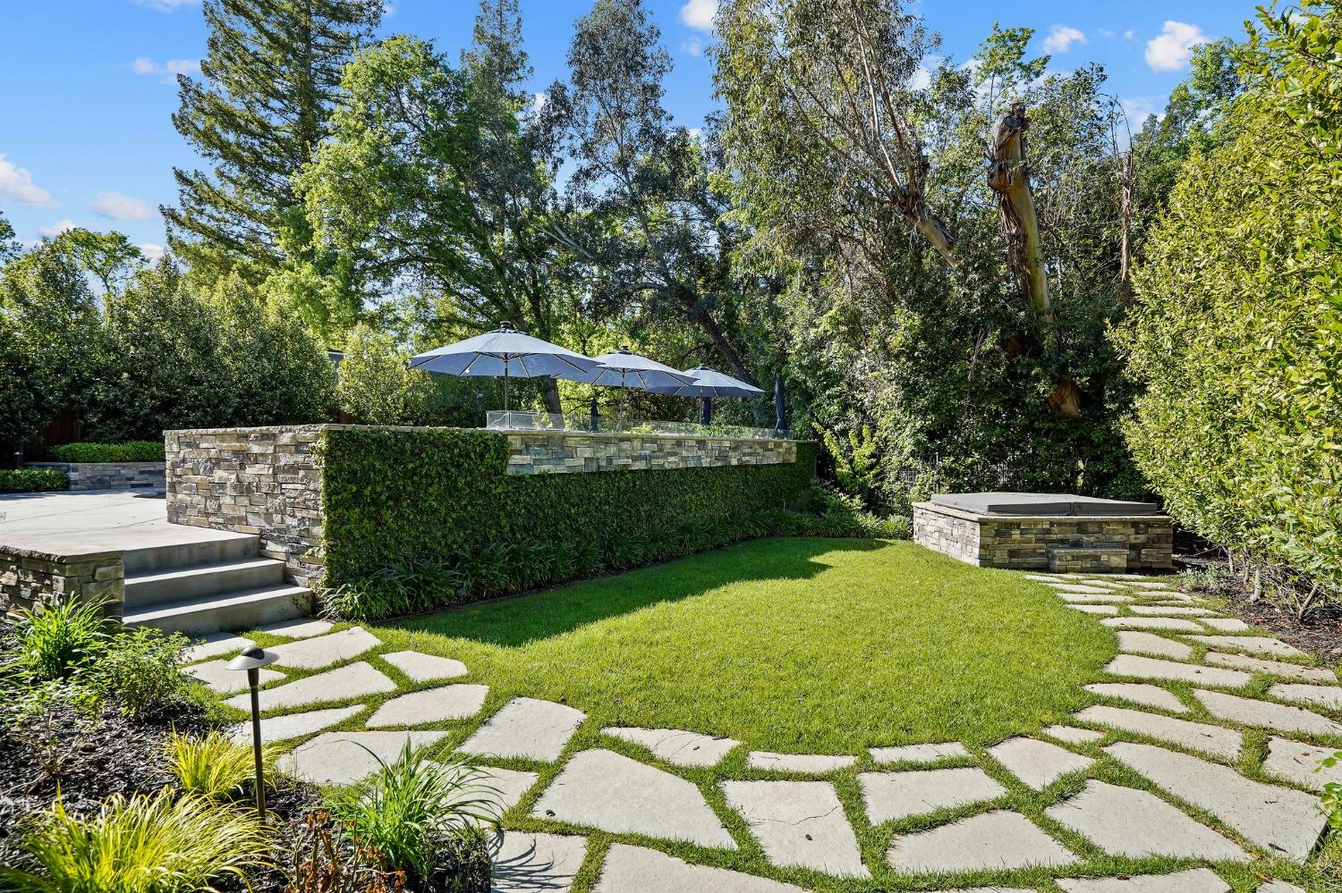 2795 Sierra Boulevard