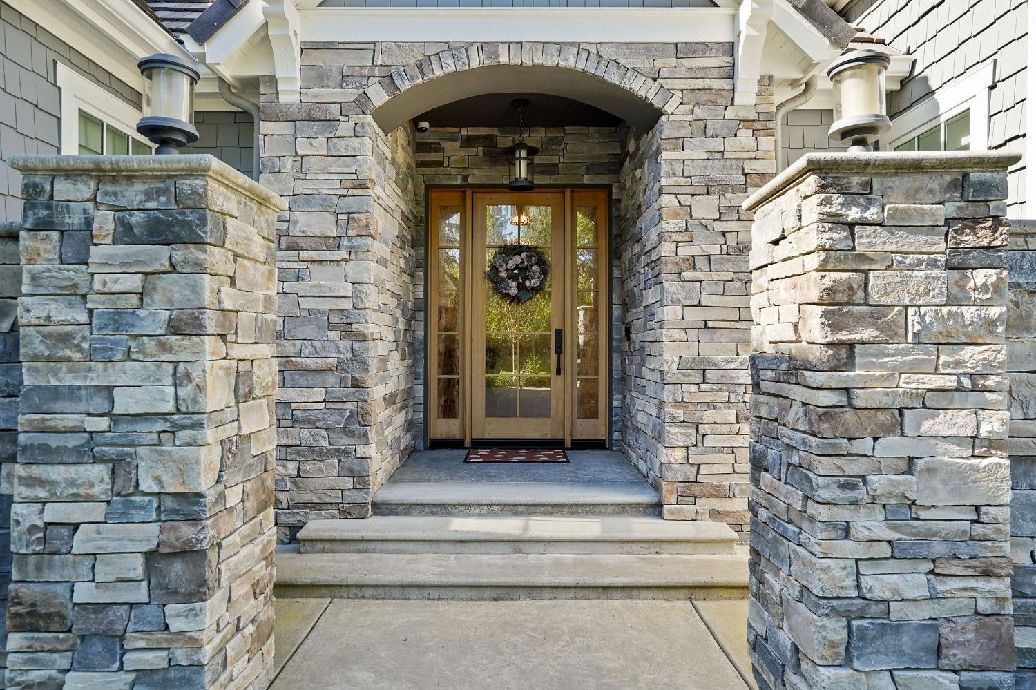 2795 Sierra Boulevard