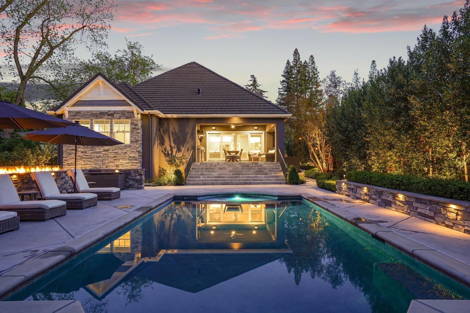 2795 Sierra Boulevard