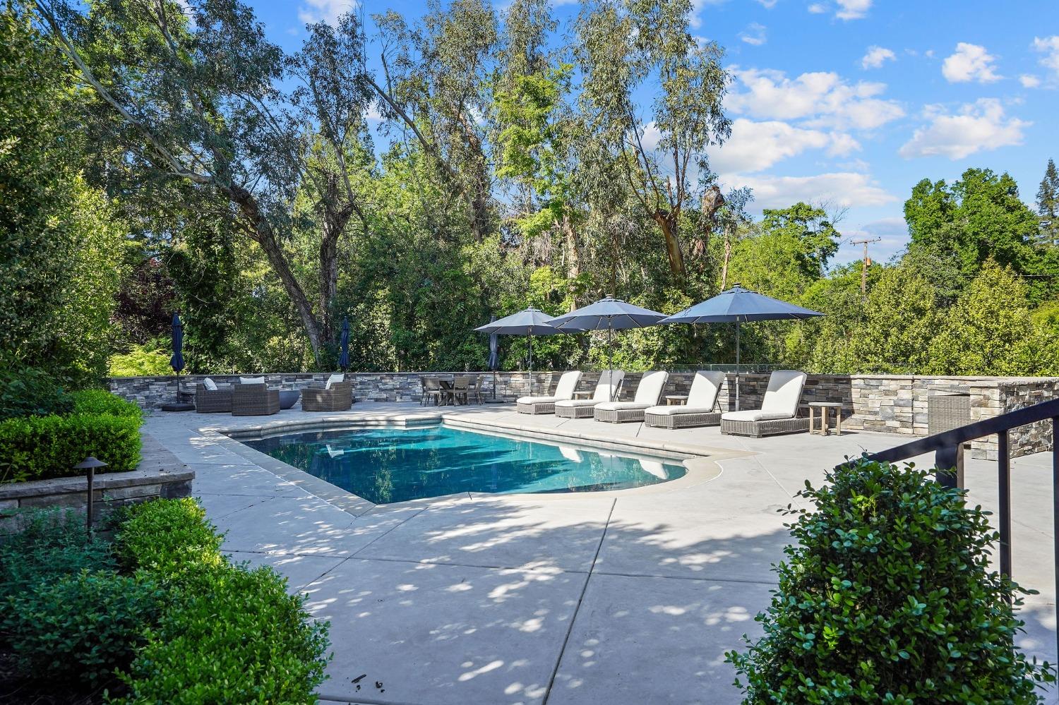 2795 Sierra Boulevard