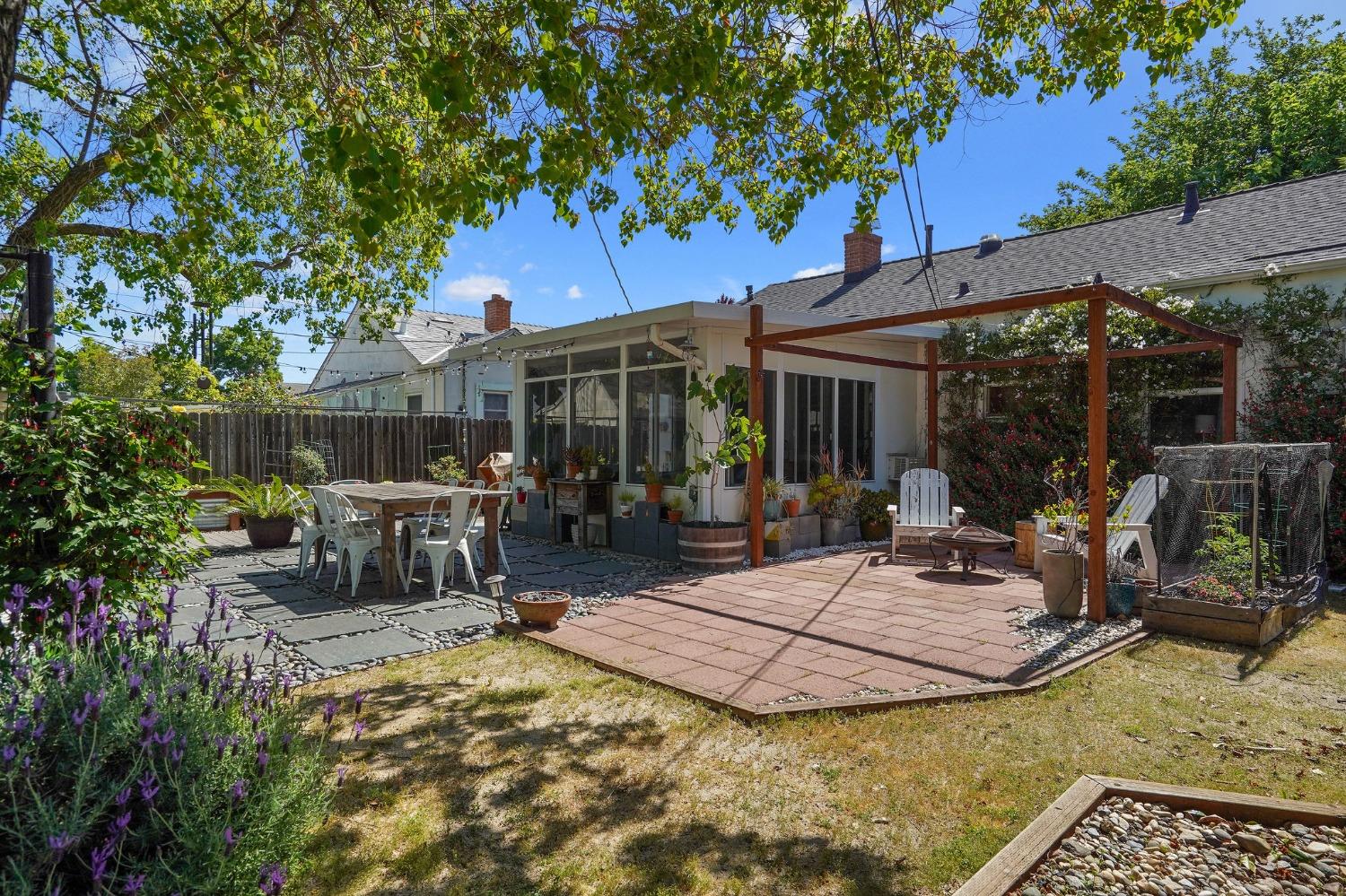 1004 Maryland Avenue