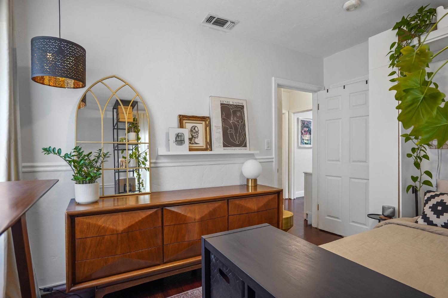 1004 Maryland Avenue