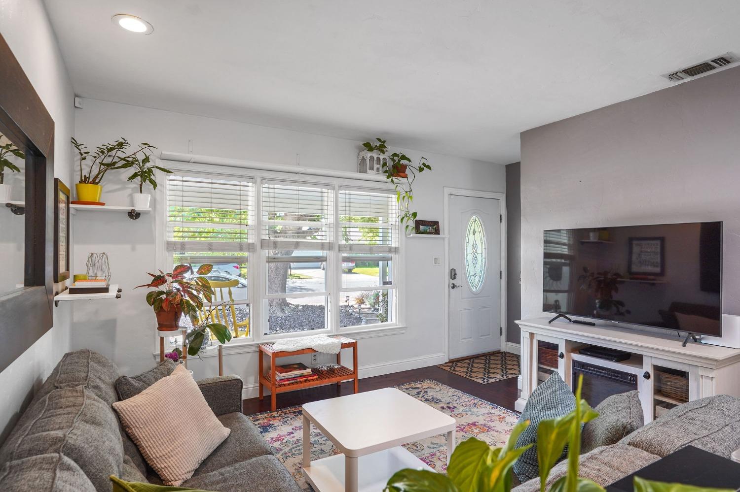 1004 Maryland Avenue