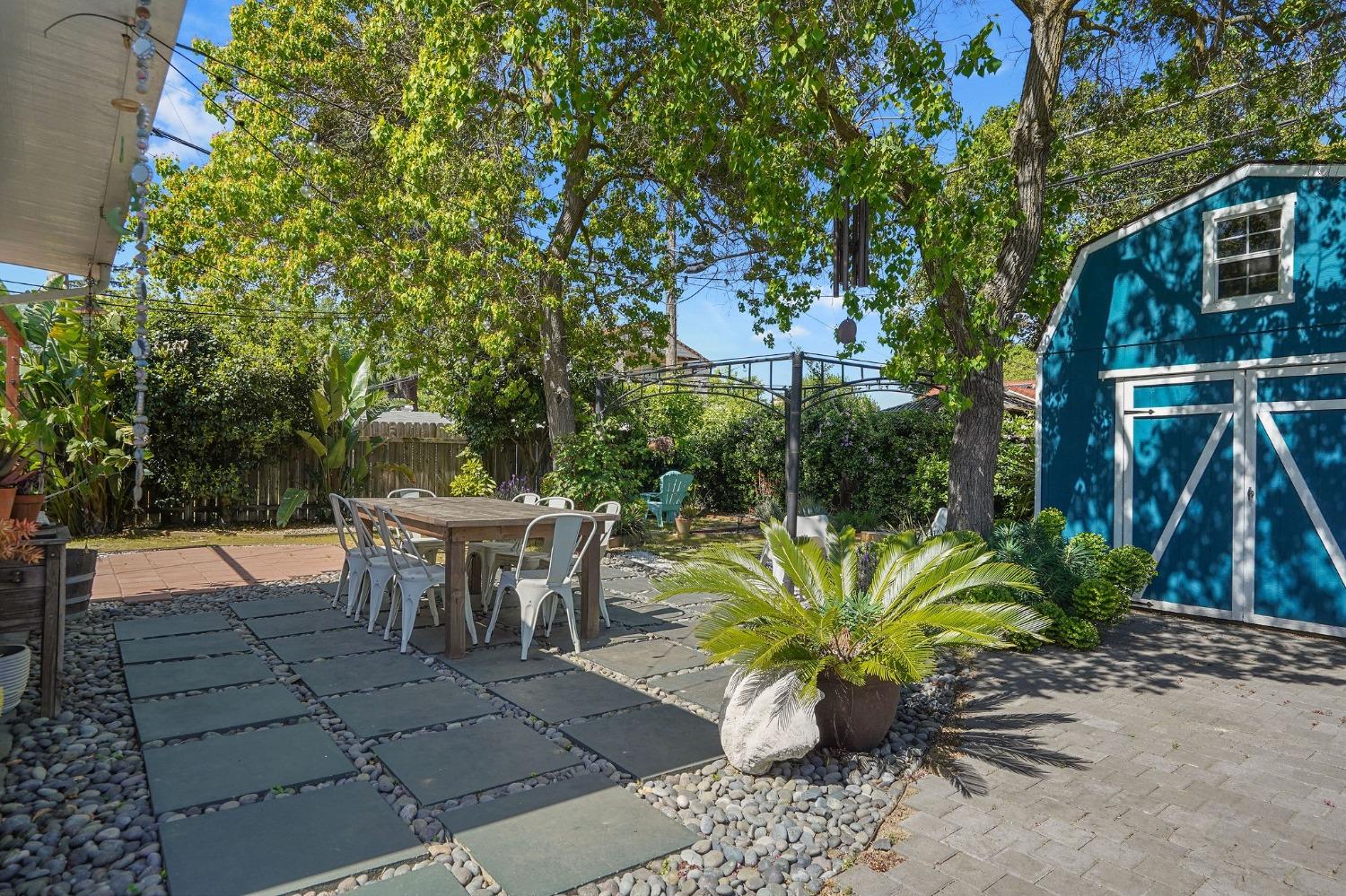 1004 Maryland Avenue