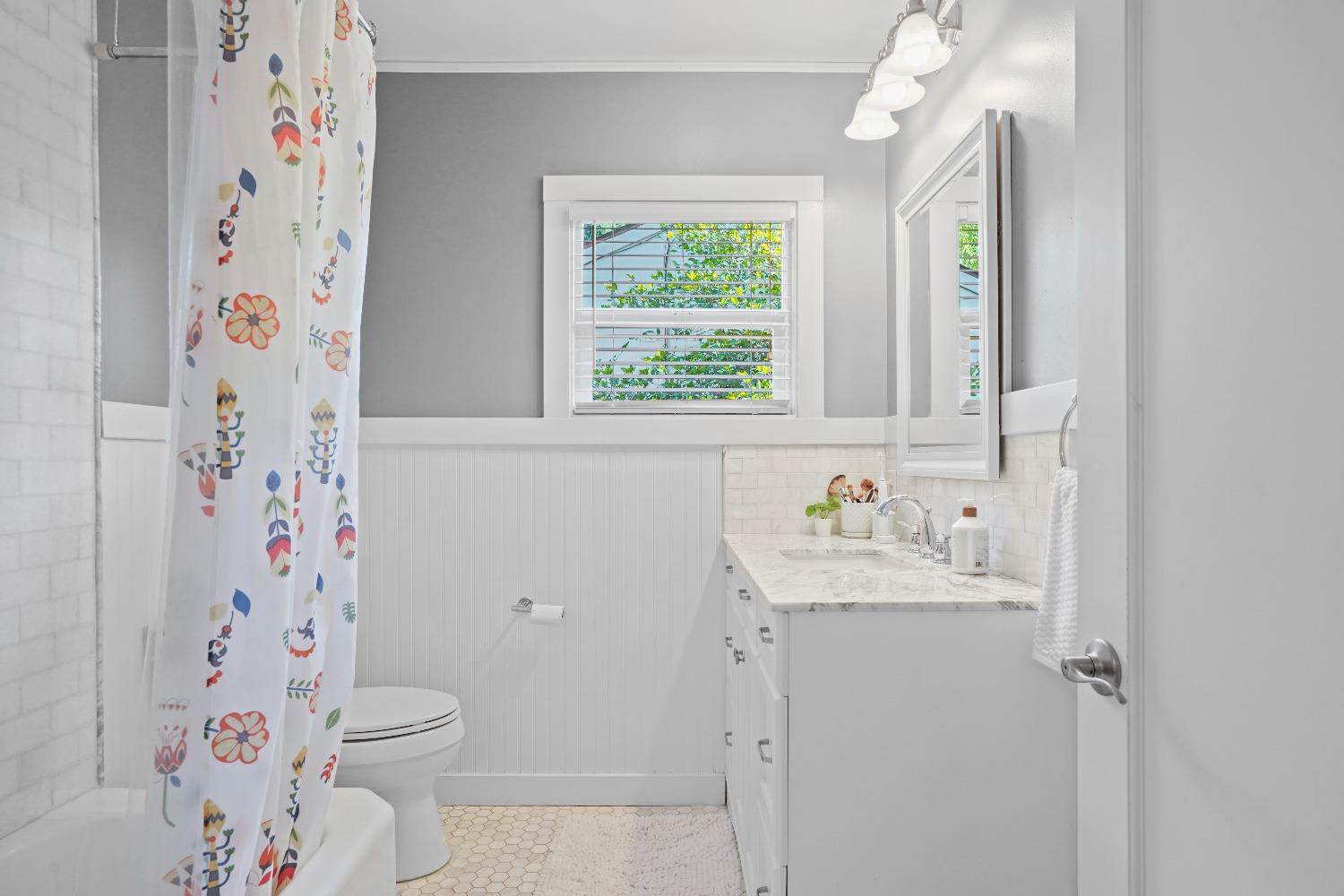 2764 Riverside Boulevard