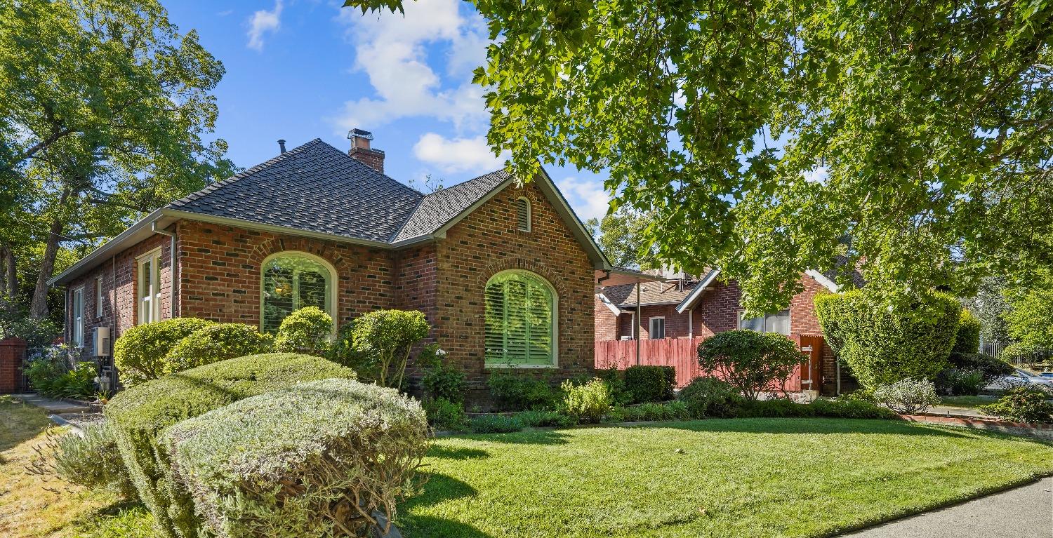 2764 Riverside Boulevard