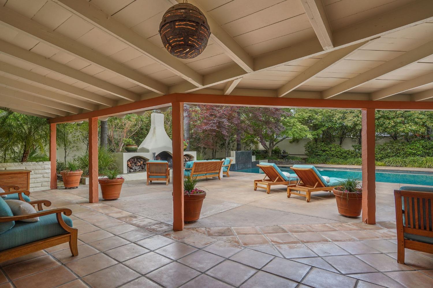 4330 Sierra Madre Drive