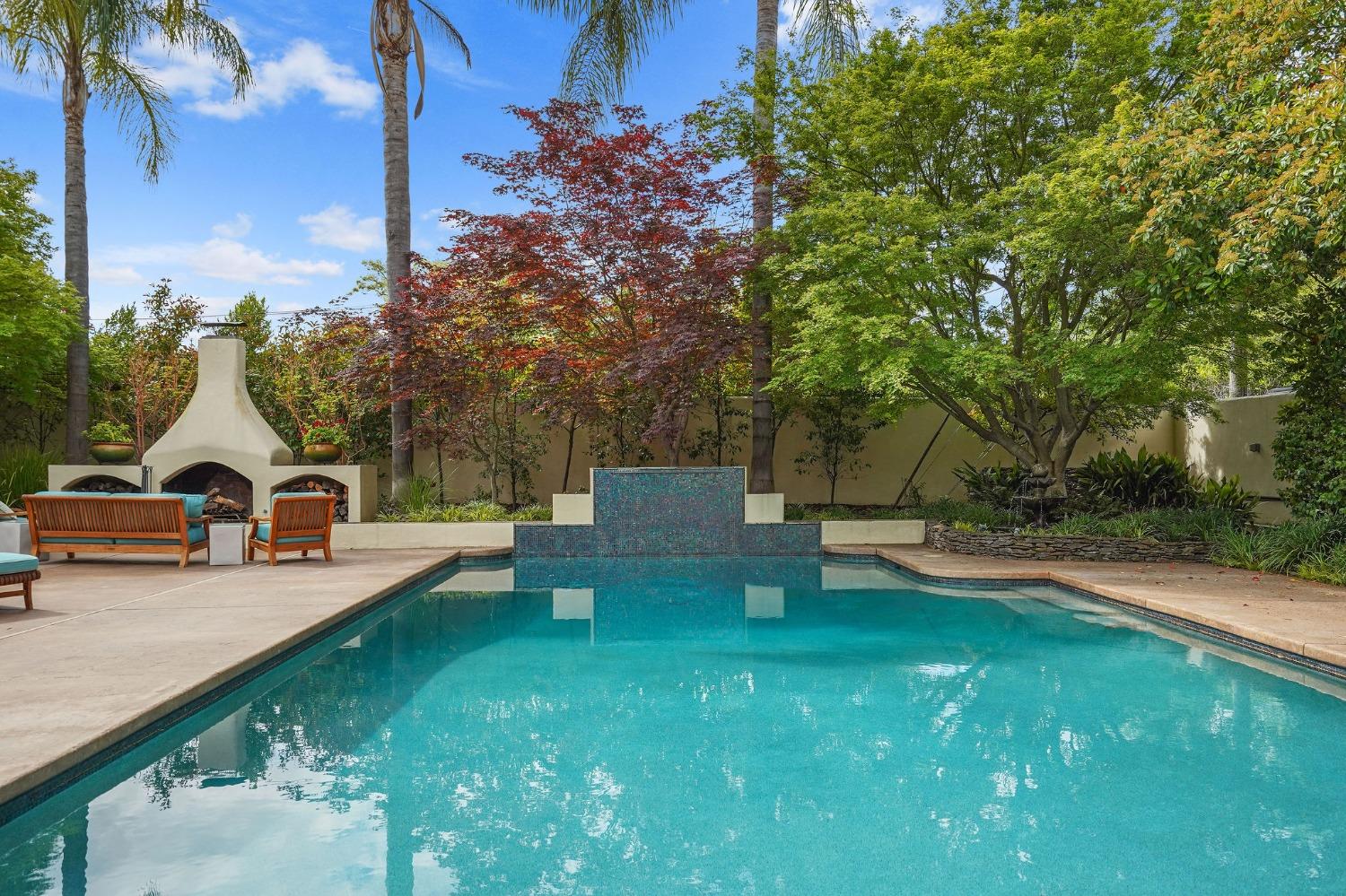 4330 Sierra Madre Drive