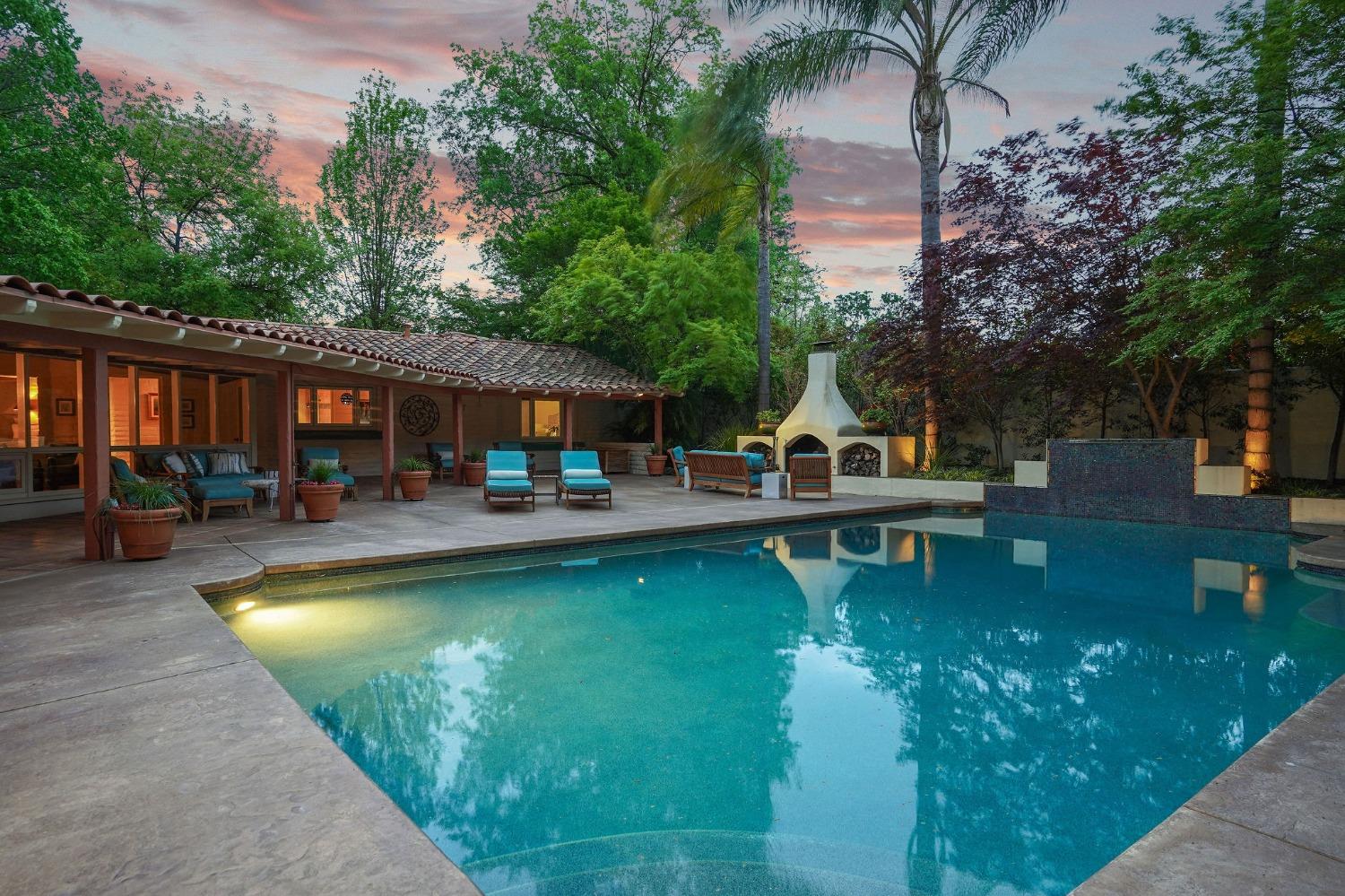 4330 Sierra Madre Drive