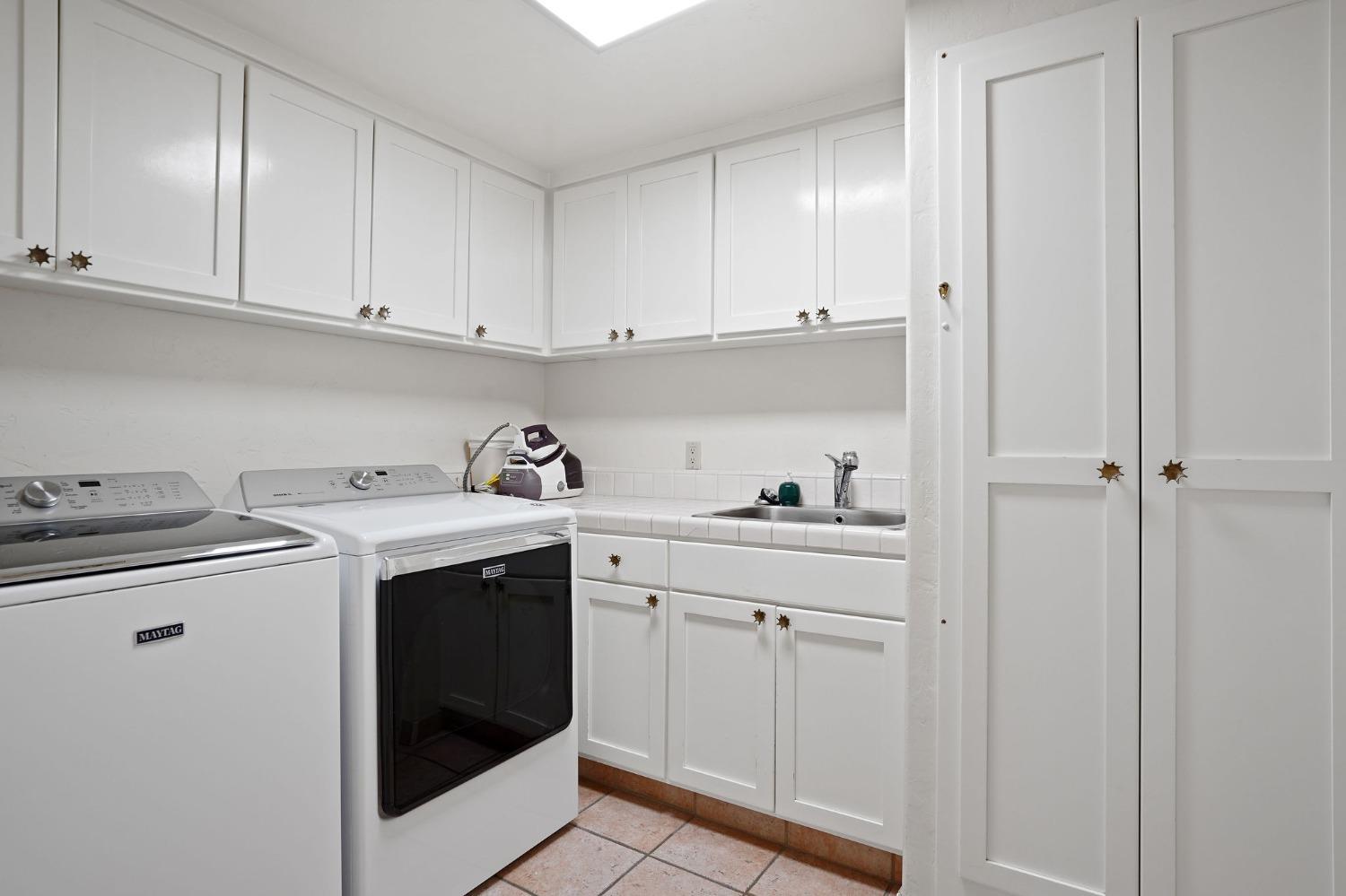 4330 Sierra Madre Drive