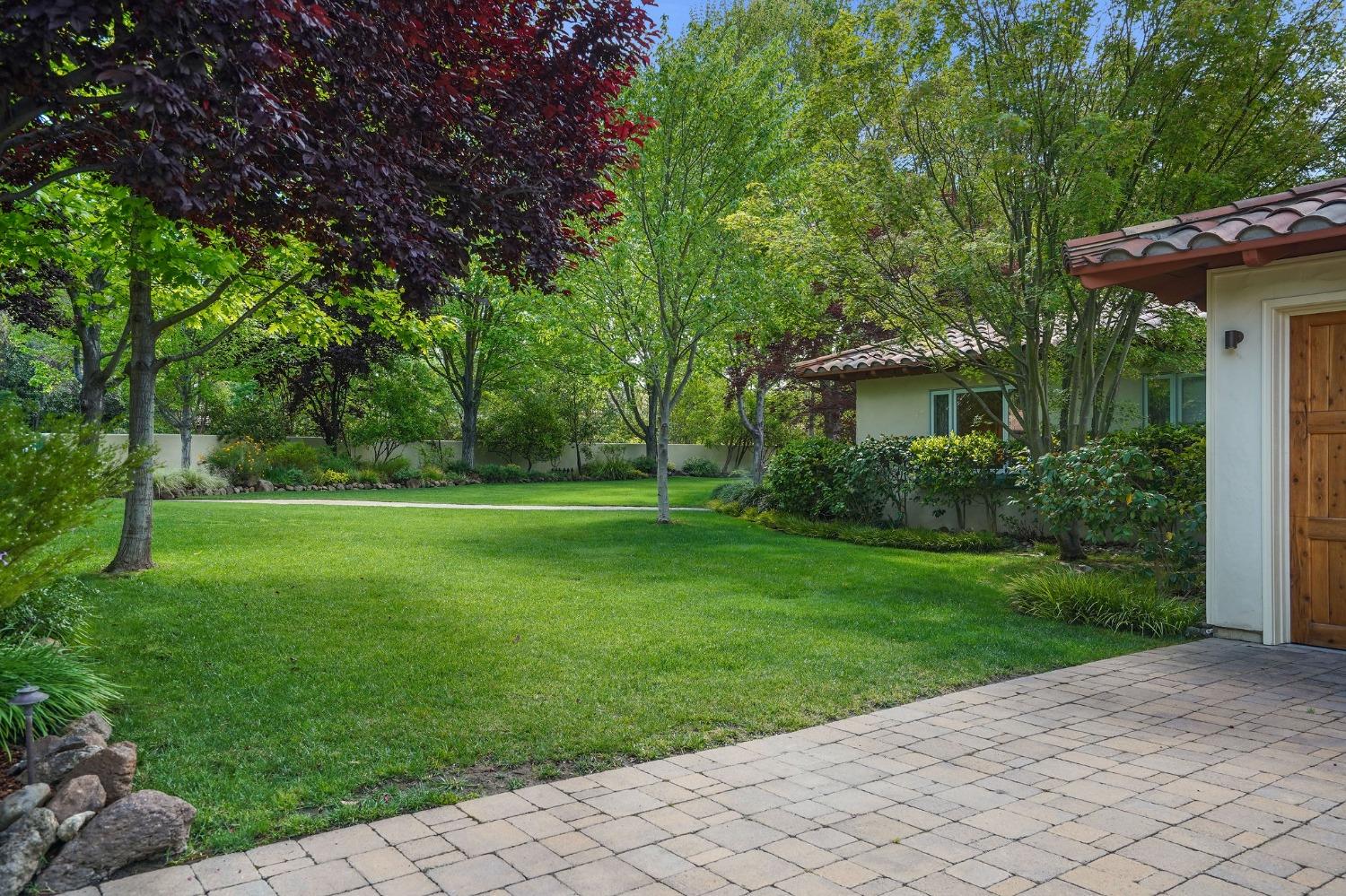 4330 Sierra Madre Drive