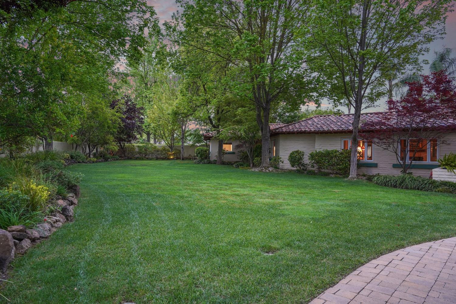 4330 Sierra Madre Drive