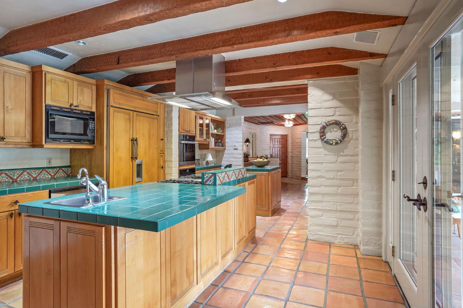 4330 Sierra Madre Drive