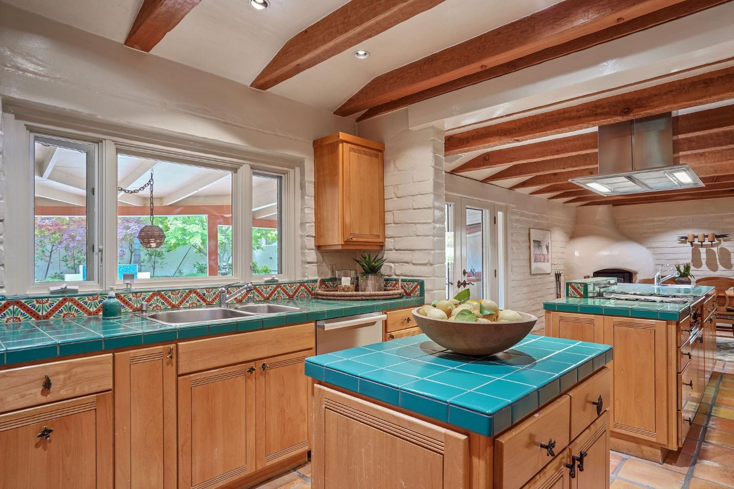 4330 Sierra Madre Drive