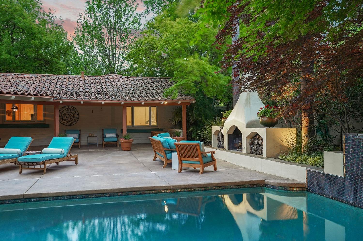 4330 Sierra Madre Drive