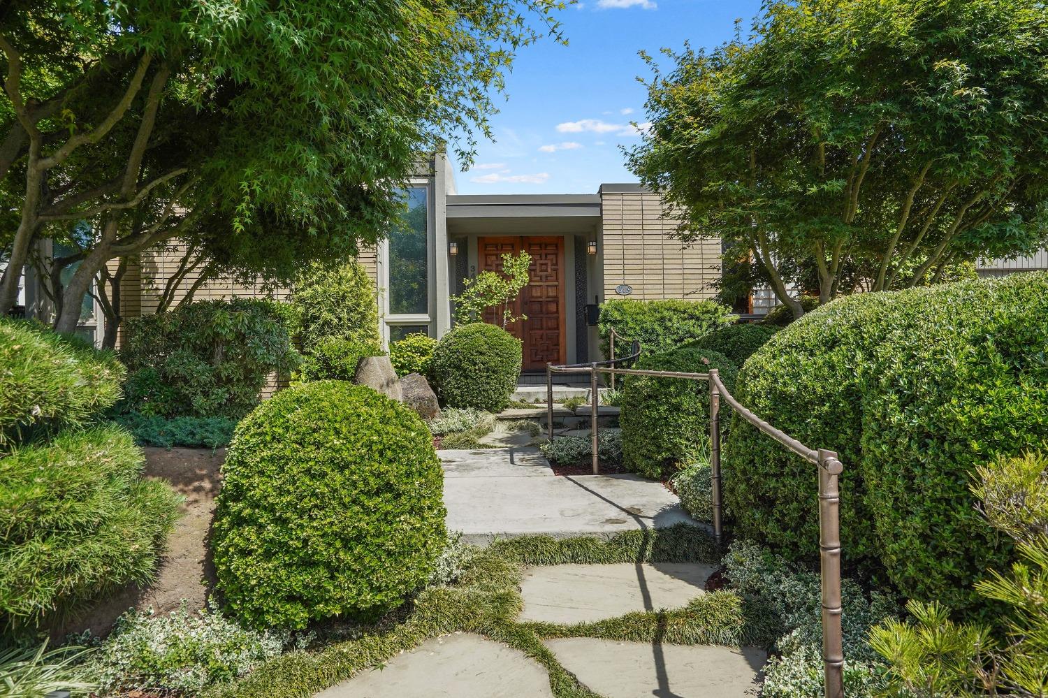 3419 Sierra Oaks Drive