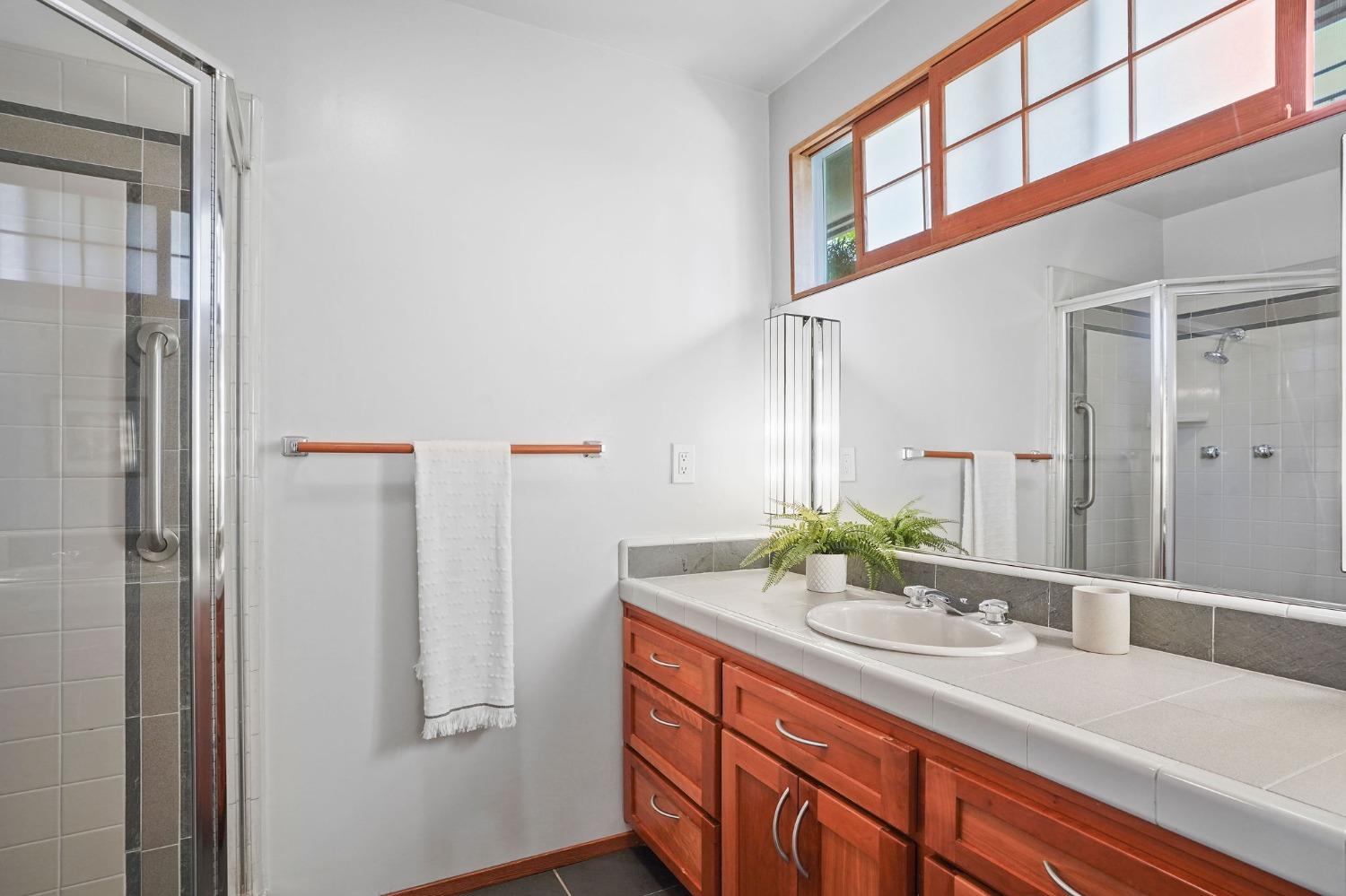 3419 Sierra Oaks Drive