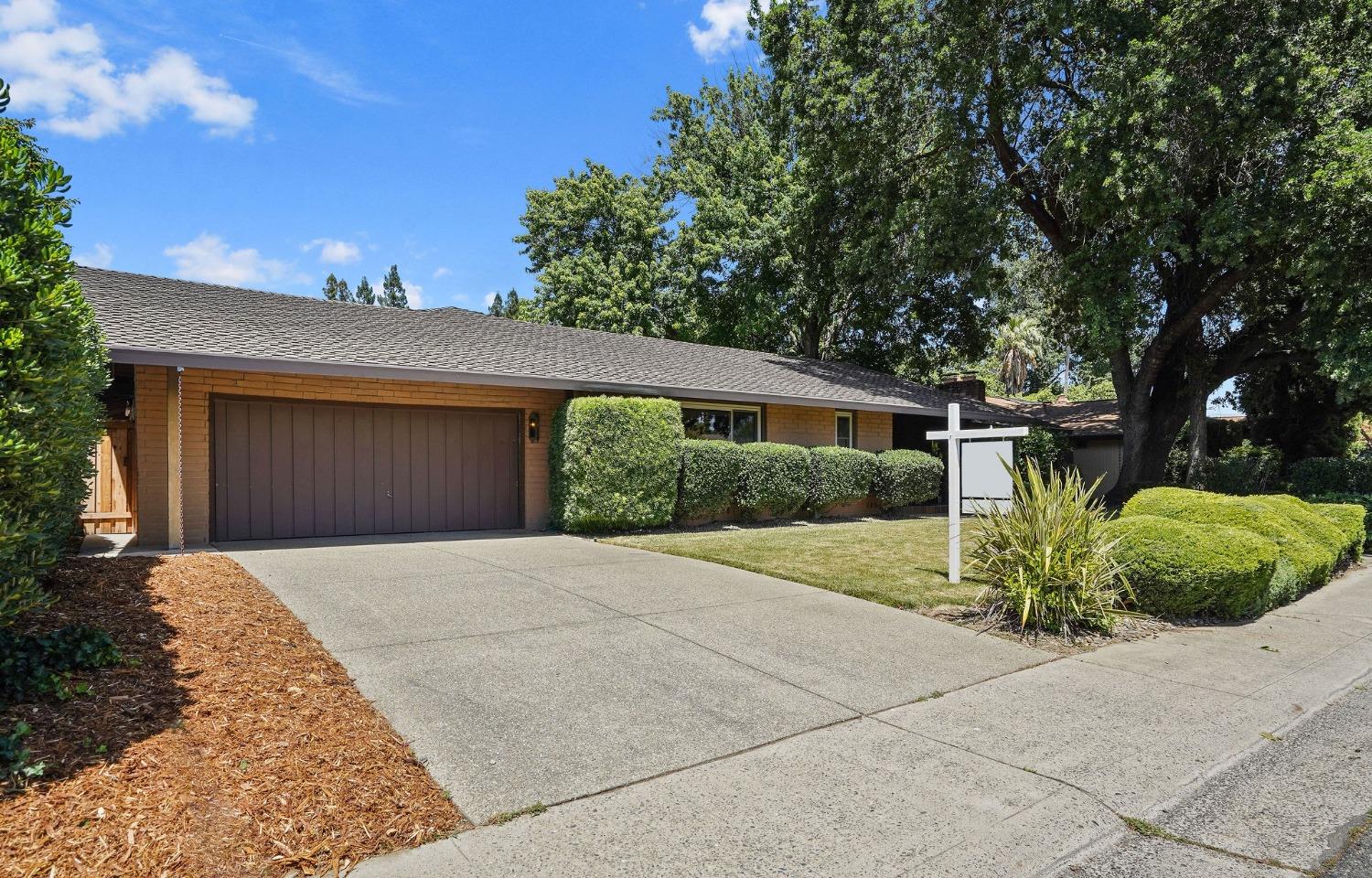 3851 American River Drive