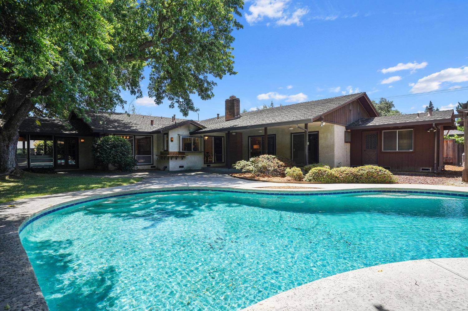 3851 American River Drive