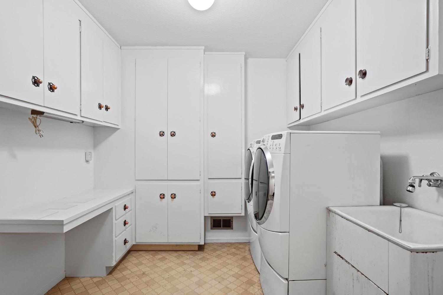 3851 American River Drive