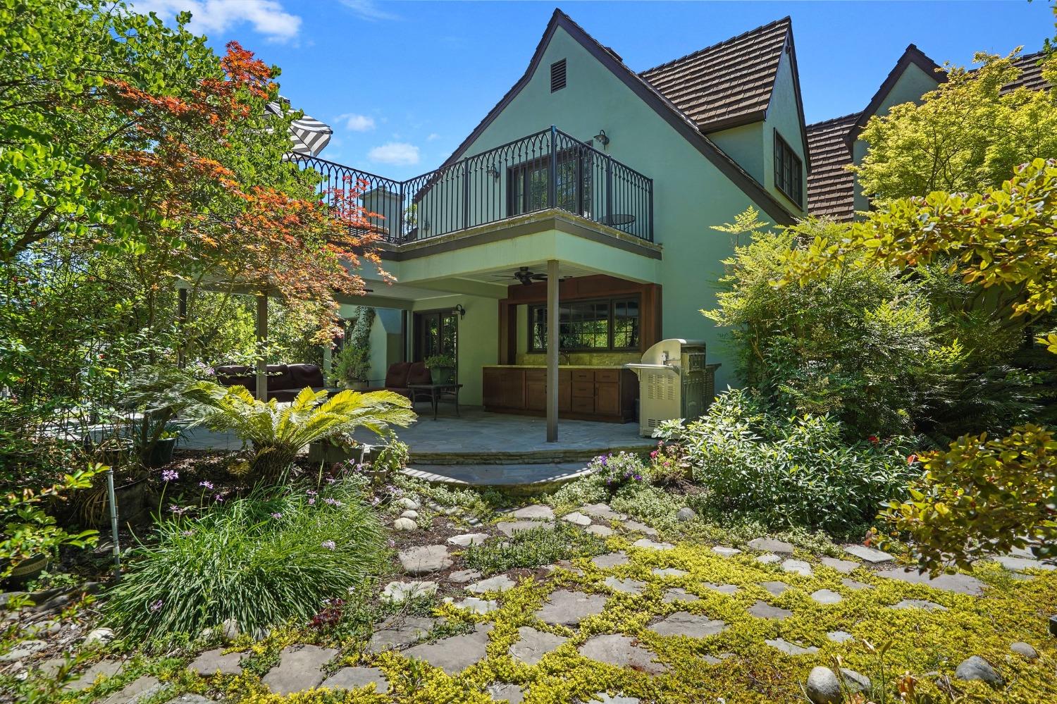 2650 Sierra Boulevard