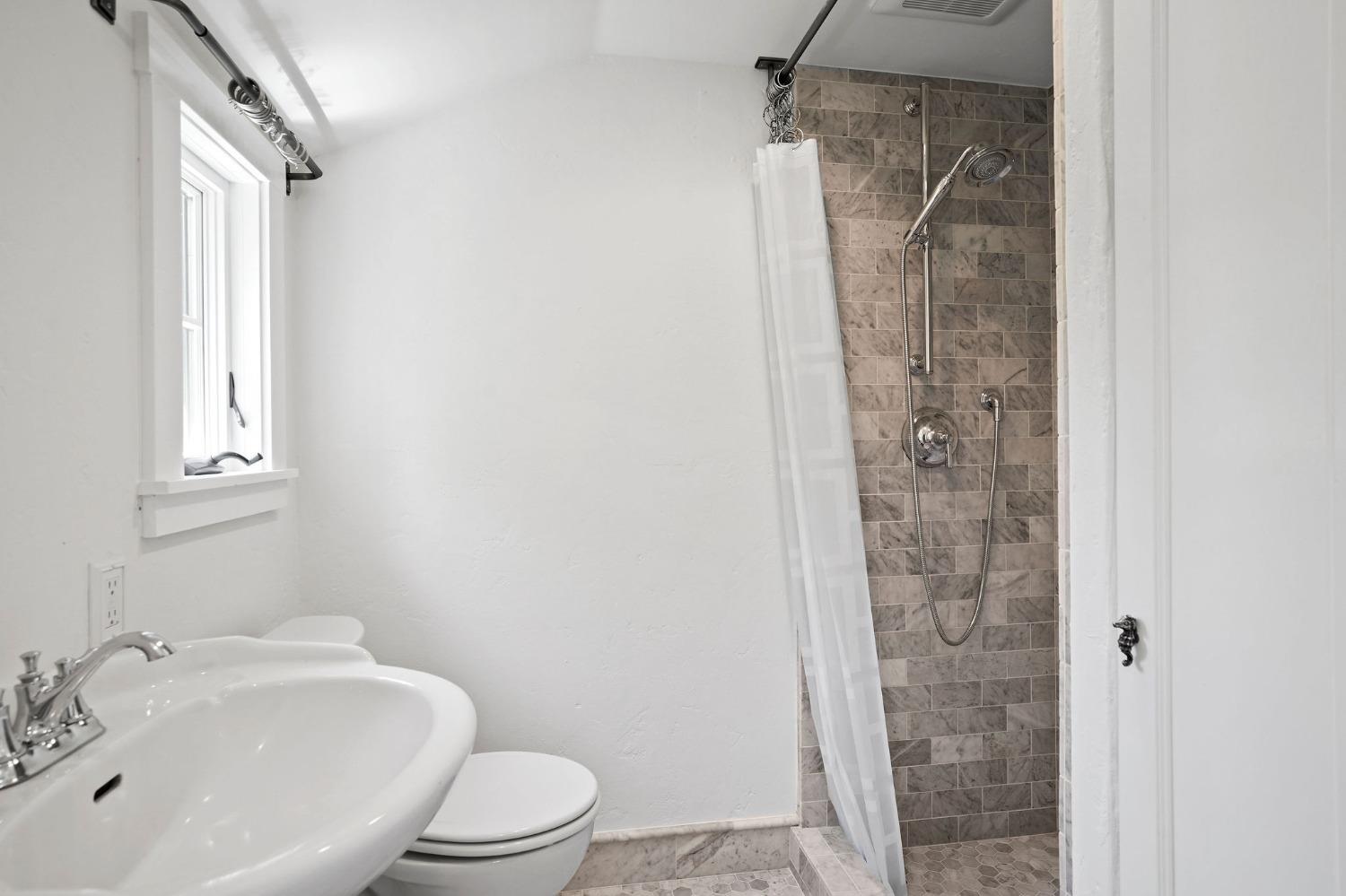 2650 Sierra Boulevard