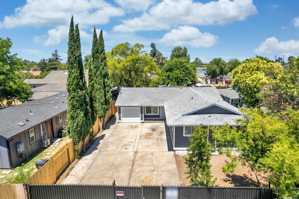 3707 3709 43rd Avenue