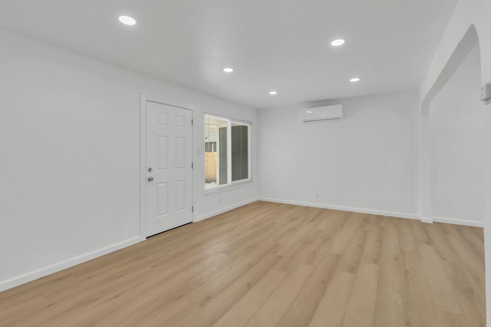 3707 3709 43rd Avenue