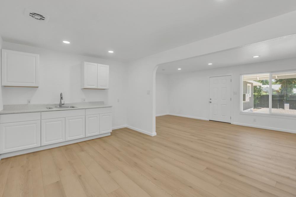 3707 3709 43rd Avenue