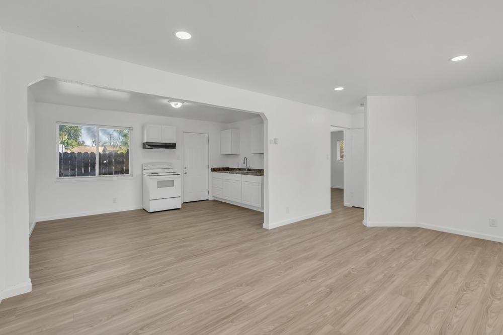 3707 3709 43rd Avenue