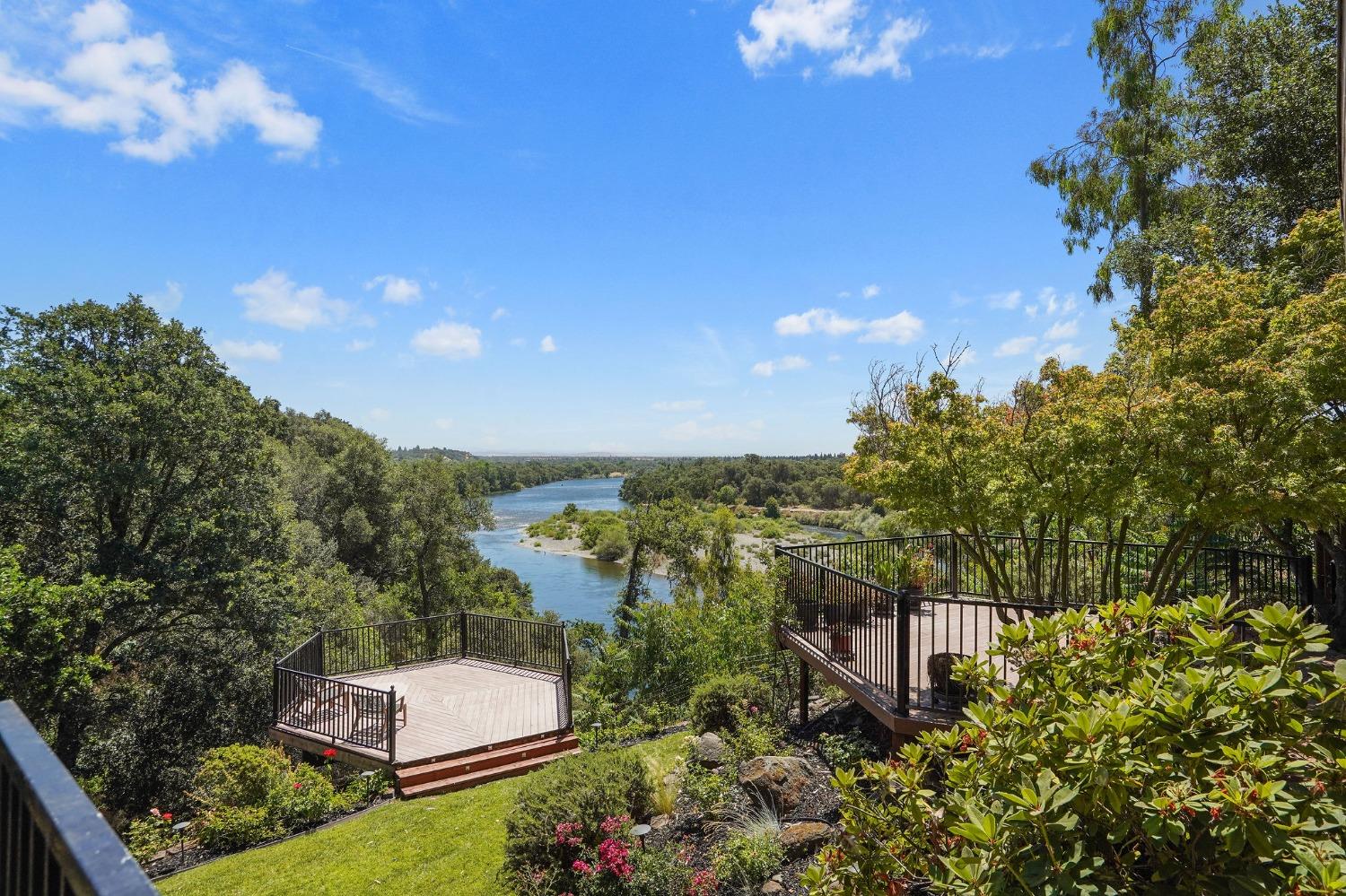 8147 River Front Lane